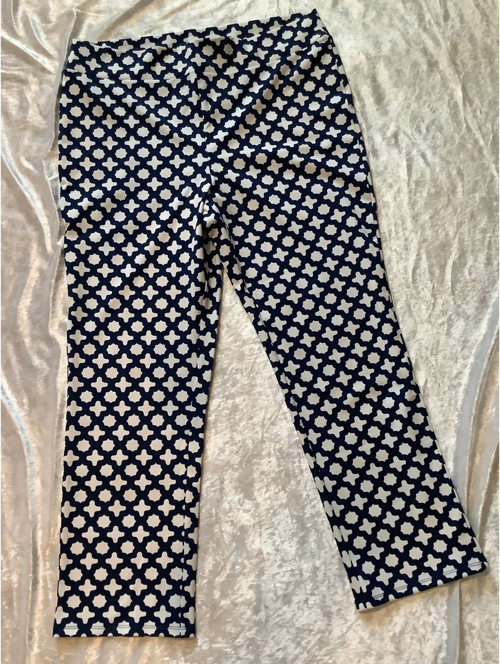 NWT Mud Pie Women's Large Navy Blue and White Geometric Pattern Leggings